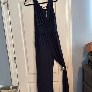 Elegant Navy Blue Sleeveless Jumpsuit